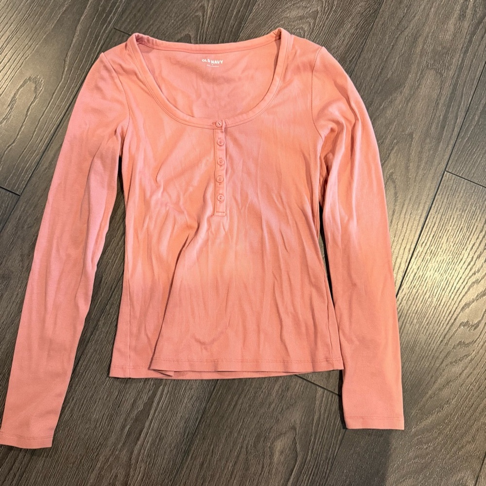 Old Navy Women's Coral Buttoned Long Sleeve Top